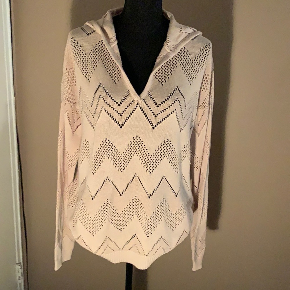 Long sleeve hooded summer sweater Sz small NWOT
